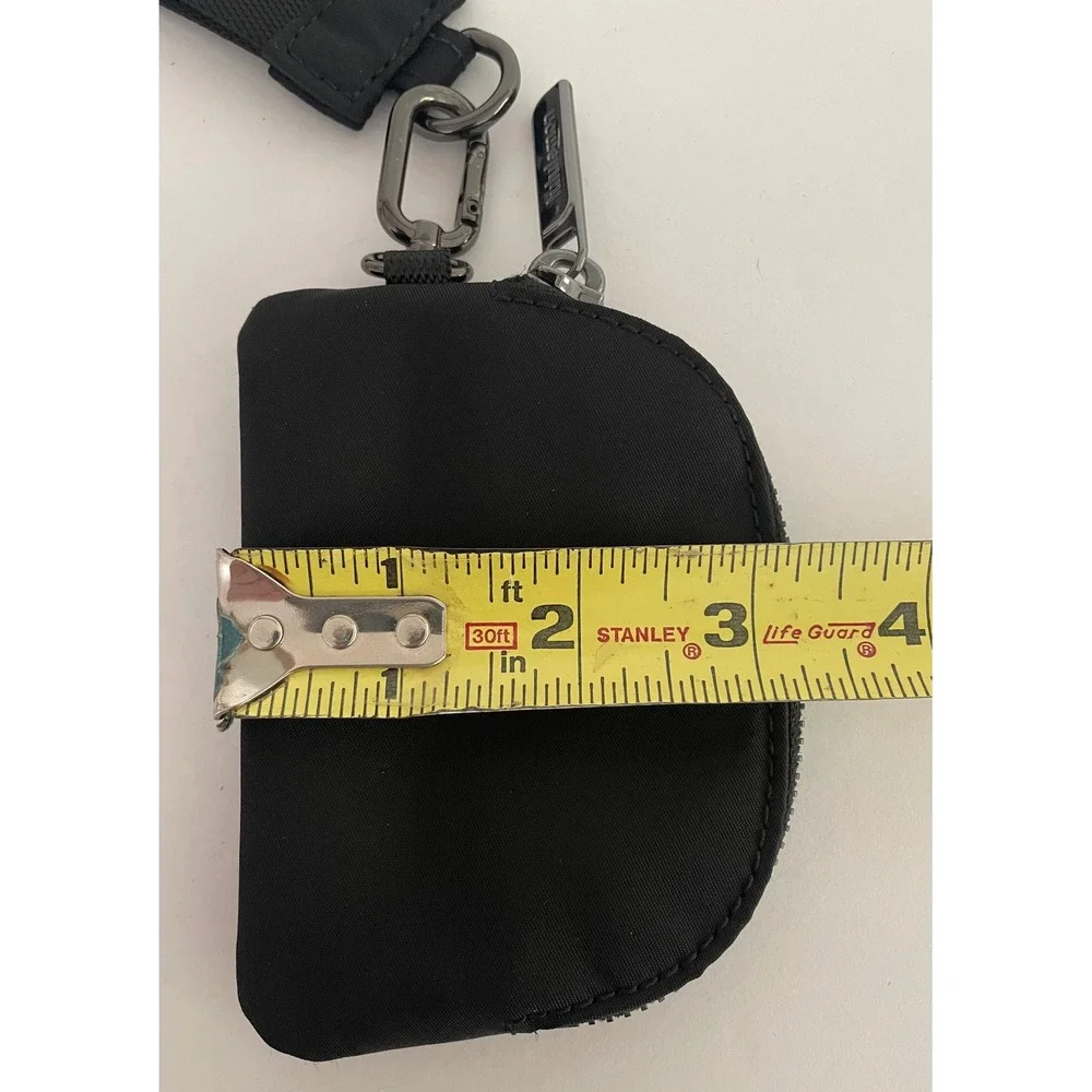 lululemon athletica dual pouch